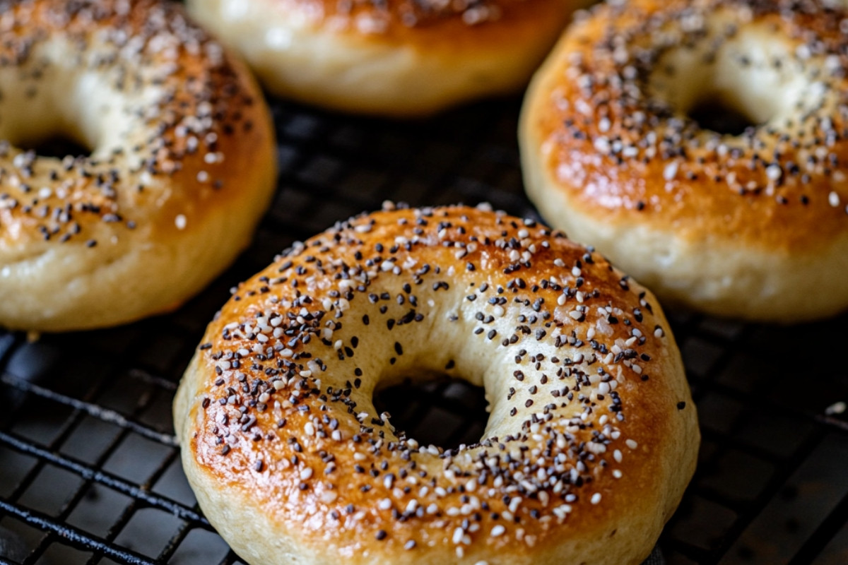 Irresistible Homemade Sourdough Bagels Recipe