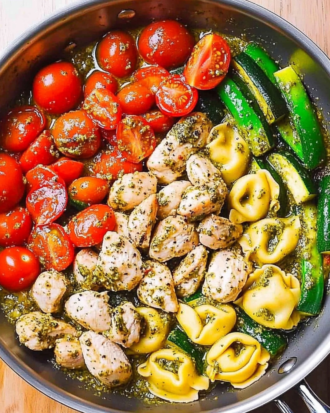 Delicious One-Pan Pesto Chicken Tortellini and Veggies 5 Delicious-One-Pan-Pesto-Chicken-Tortellini-and-Veggies.webp